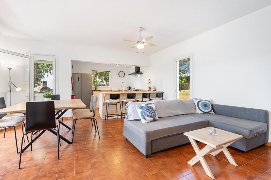 S'Auba Villa Exclusiva Con Piscina Privada De Agua Salada Y Horno De Pizza 에스 메르카달 외부 사진